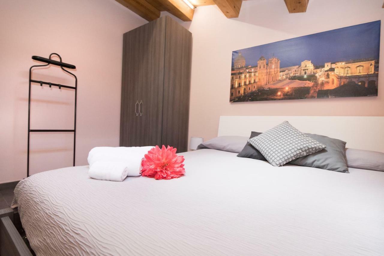 Casa Malacla B&B โนโต ภายนอก รูปภาพ