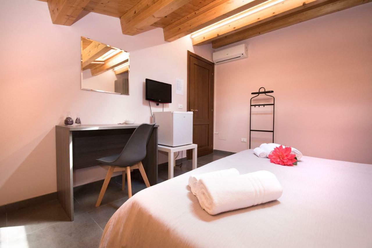 Casa Malacla B&B โนโต ภายนอก รูปภาพ